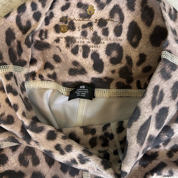 Spiritual Gangster Leopard Cheetah Print High Rise Yoga Leggings XS - Picture 4 of 5